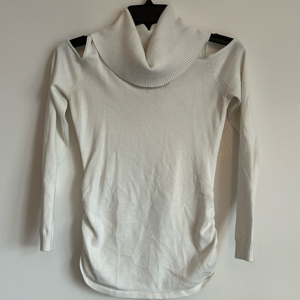 XS, Cold Shoulder Off-White Turtle Neck